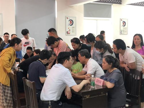 市教育局機關(guān)一支部 市教育考試院黨支部聯(lián)合開展 為民辦實事 志愿服務活動