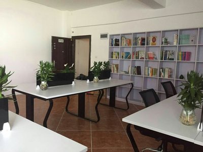 三亞海眾教育咨詢