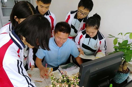 高品質(zhì)教育公共服務(wù) 名優(yōu)教師展播 平樂中學(xué)群英薈