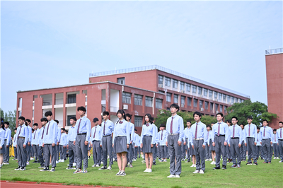 考不上高中怎么辦?還能讀什么學校?武漢新華考前擇校咨詢周給你答案