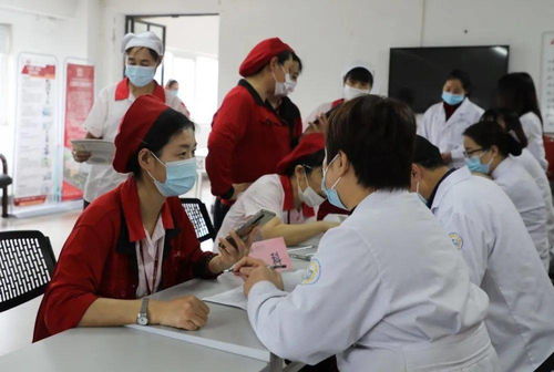 健康你我，愛在華孚——健康咨詢與教育服務(wù)進(jìn)工廠